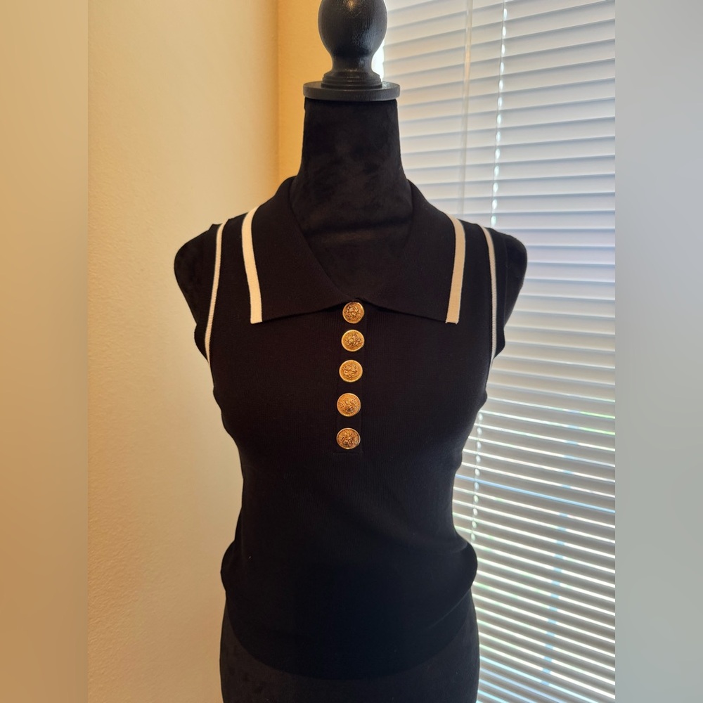 LC Sleeveless Collared Shirt (M). New without Tags